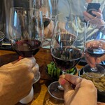 焼ジビエ 罠 狩場 - ワインで乾杯
