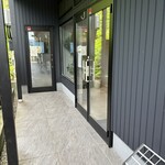 HAPPY SWEETS FACTORY - 店舗１階通路