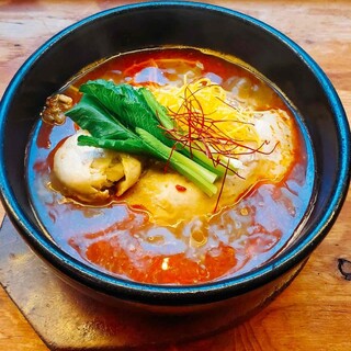 麻辣フェア！痺れる麻辣サムゲタン、麻辣チキン、麻辣トッポギ