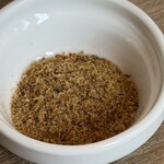 鶏の一聲 - 味変用の魚粉