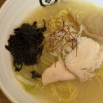 鶏の一聲 - しお(細麺)、鶏チャーシュー、磯のり