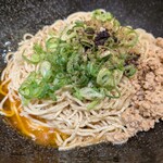 汁なし担担麺専門 キング軒 - 料理写真:
