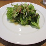 レガーメ・ダ・オルト - ランチAのサラダ(^^)  野菜も美味しいけど、ドレッシングも美味しい(^^)(^^)