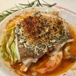 シェ・ヒロ - 真鯛のオーブン焼き なんと前菜の位置付け
