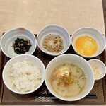 ガスト - 料理写真:豚汁朝食769円
