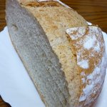 フランス人の店　ボー・スィエル - ＜2010.4＞カンパーニュ（ハーフ）221円