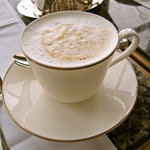 ピーク・ラウンジ - カフェラテ