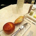 ラ・ベ - ミルクパン　海藻パン