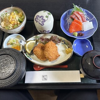 割烹 竹乃花 - 料理写真:【2026.7.12(日)】和食御膳【亀】（刺身＋ヒレカツ＋ご飯＋茶碗蒸し＋野菜サラダ＋漬物）2,200円