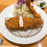 日本橋とんかつ 一 - 四元豚ロースかつ　1280円