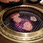 焼肉ぐりぐり家 - 