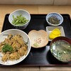 市場食堂 - ウニ丼