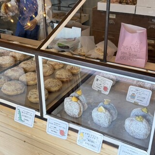 口コミ一覧 : Olga le bon bon donuts 興善町店 （オルガルボンボン