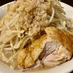 ラーメン つづき - ラーメン(並)

ヤサイ:マシ
ニンニク:なし
アブラ:マシ
カラメ:マシ