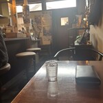 ザ•クロドリコーヒー - 店内