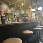 ザ•クロドリコーヒー - 店内