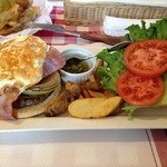 レストラン ニックス - ジョンソンバーガー ベーコンエッグトッピング