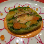 モナリザ - ２０１５年３月　春野菜とオマール海老の温かいテリーヌ仕立て。赤パプリカソース