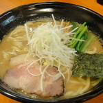 麺処 有彩 - 「豚骨鶏魚介らぁめん・中盛り」です。