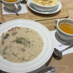 KEY'S CAFÉ - 