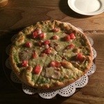 もく遊りん 食工房 - ジェノベーゼ・ローストポーク・トマトのピザ