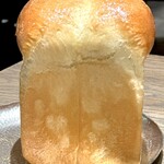 RACINES Boulangerie & Bistro - 