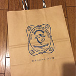 東京ミルクチーズ工場 - 牛さん紙袋