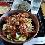 B & B レストラン　ムジカ - 日替わりランチ530円（豚バラ丼）