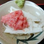 定食や　おかだ - ネギトロ山芋