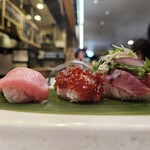 立食い寿司 根室花まる - 料理写真: