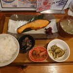 としまえん 多喜 - 焼魚ランチ　¥1,580 　 今日は銀鮭西京焼き