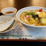 西澤屋 - 天ぷら葛うどん 850円