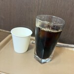 ホリーズカフェ - ドリンク写真:アイスコーヒー