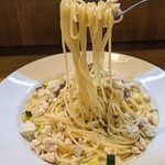 宴や - ランチ【店長の気まぐれパスタ】鶏ひき肉のペペロンチーノ
