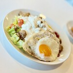 REDS' BURGER DINER - Chickin Over Rice w/Egg 1,400円＋150円