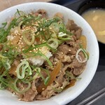 松屋 - 料理写真:栃木インター店の店長は松屋賞を差し上げたいぐらいうまい牛めしだ
