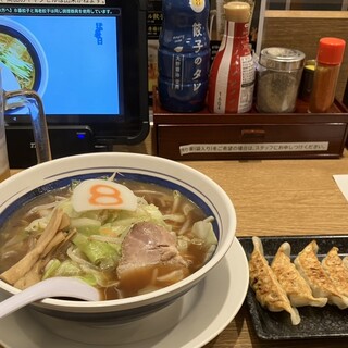 8番らーめん_0