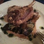 ボン・ムッシュ - ドォーゼット種の仔羊のソテー粒ガラシ