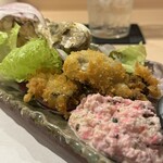 くずし割烹 五代目 井善 - 岩牡蠣フライ〜しば漬けのタルタルソース〜