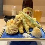 くずし割烹 五代目 井善 - 天ぷら盛り合わせ(オクラ、椎茸、エビ真丈、海老)