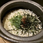 鶴来本町二丁目 づいき - 大葉香る　釜揚げ白子と梅干しの土鍋ご飯