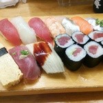 寿司 築地日本海 - 寿司おまかせ１．５人前