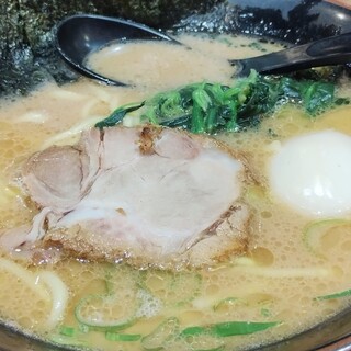 横浜家系ラーメン 銀家_0