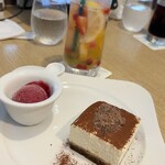むさしの森珈琲 - 料理写真:
