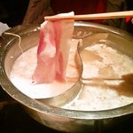 コラーゲン豚しゃぶの店　黒豚の桜蔵 - 