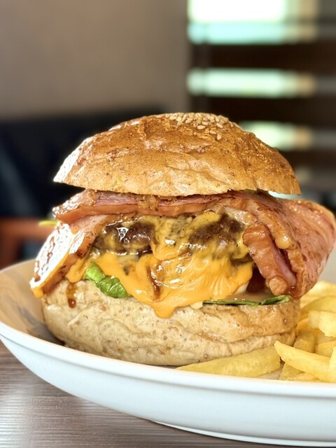 The Rich Burger （ザリッチバーガー） - 西富士宮/ハンバーガー