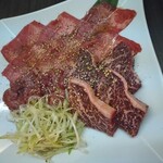 老舗精肉店直送 岡崎焼肉 飛騨牛の奴隷 - 