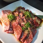 老舗精肉店直送 岡崎焼肉 飛騨牛の奴隷 - 