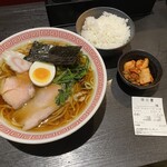 ラーメン大至 - 