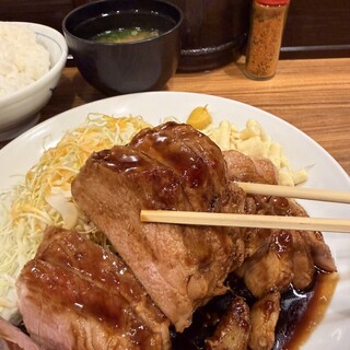 大阪トンテキ_1